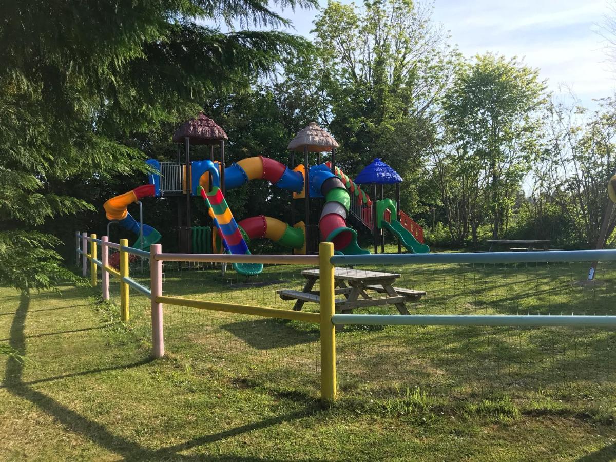Camping le Rivage Quettehou Esterno foto