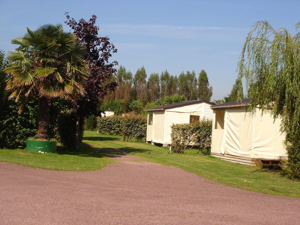 Camping le Rivage Quettehou Esterno foto